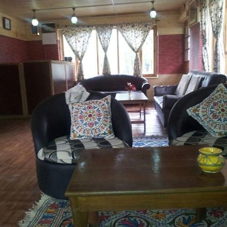 Hotel Himalaya House Pahalgām Esterno foto