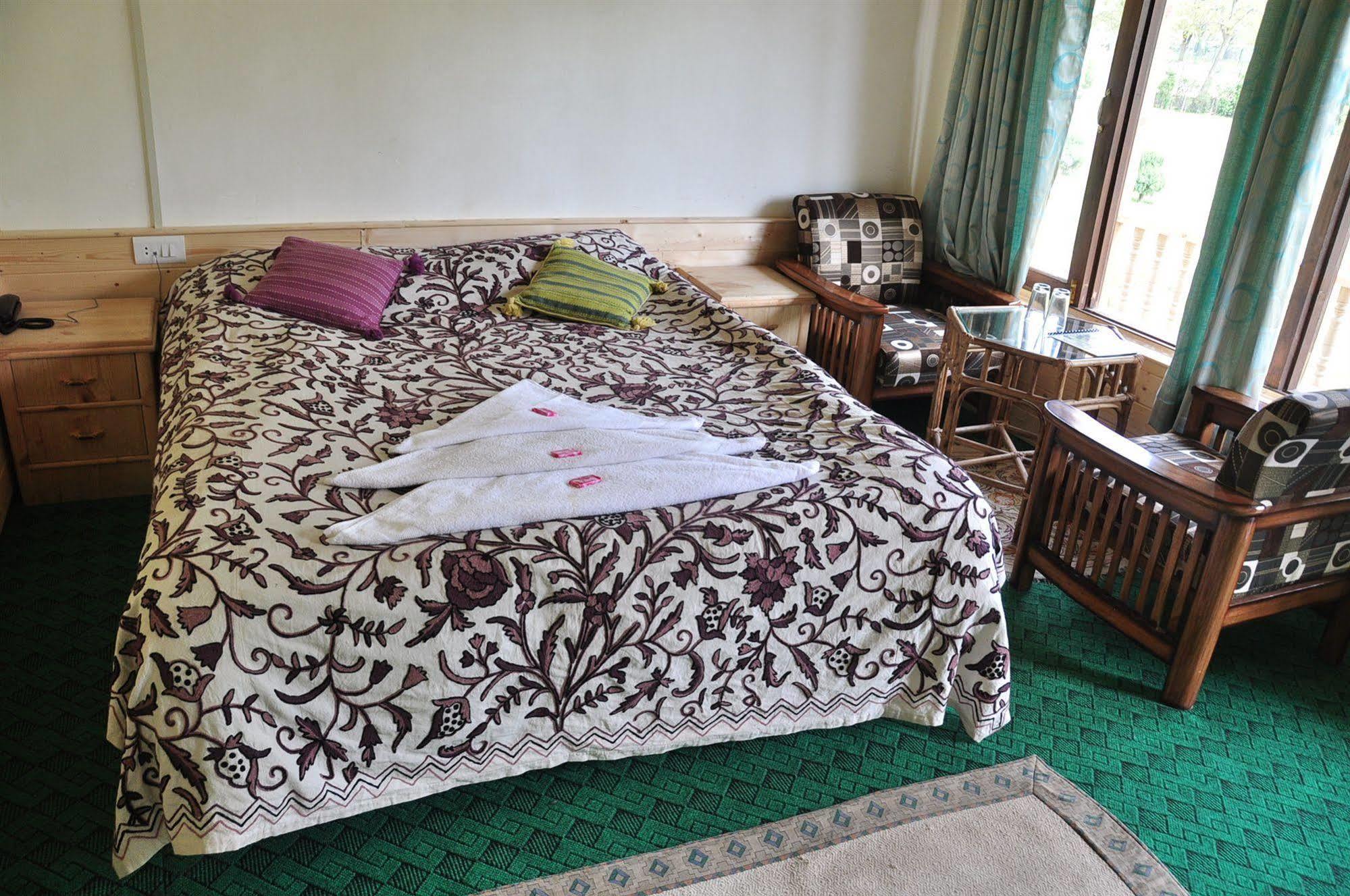 Hotel Himalaya House Pahalgām Esterno foto